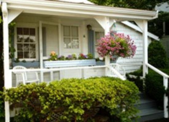 Shea'S Riverside Inn & Motel Essex Екстер'єр фото